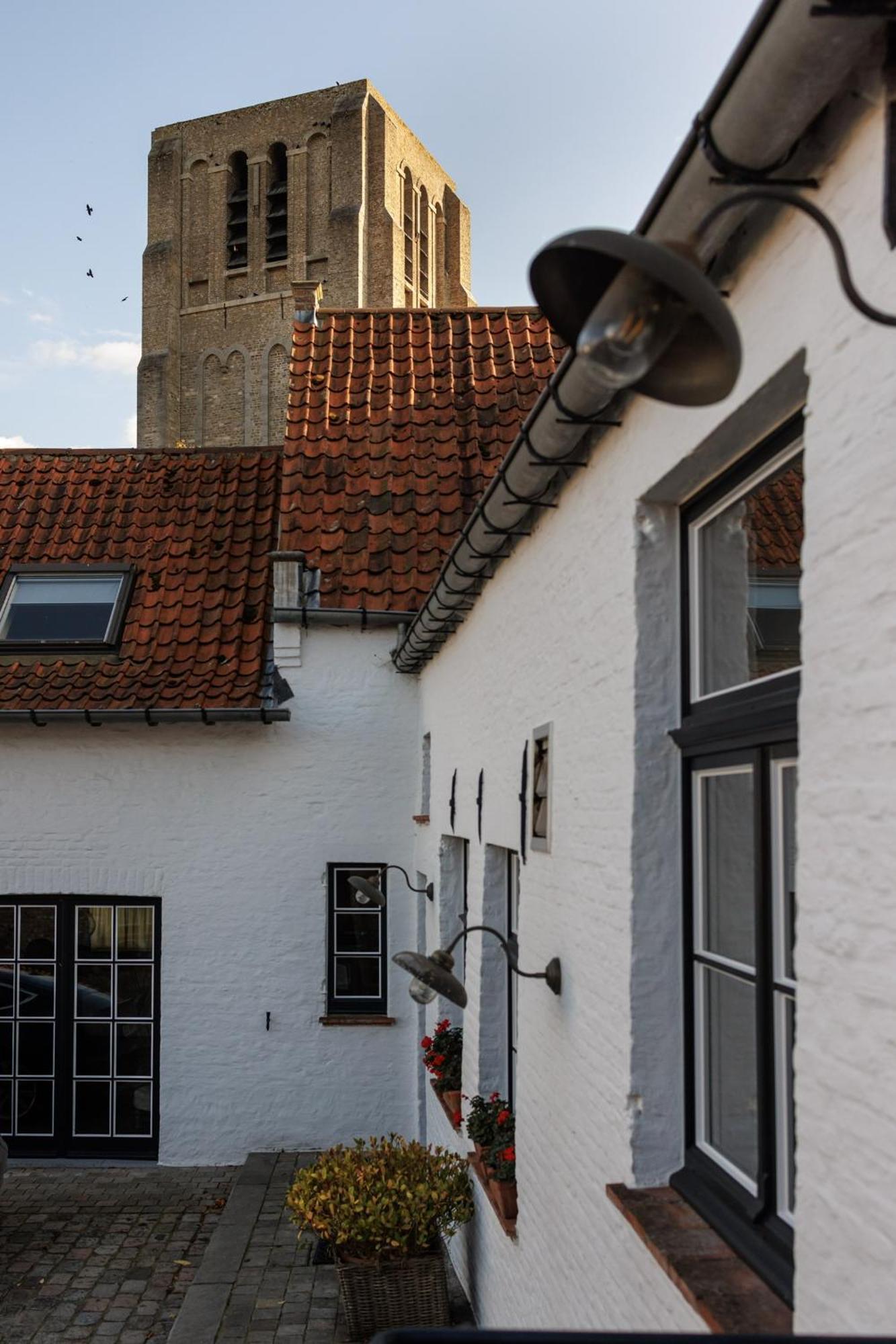 De Levensboom - Het Oud Gemeentehuis Damme Exterior foto
